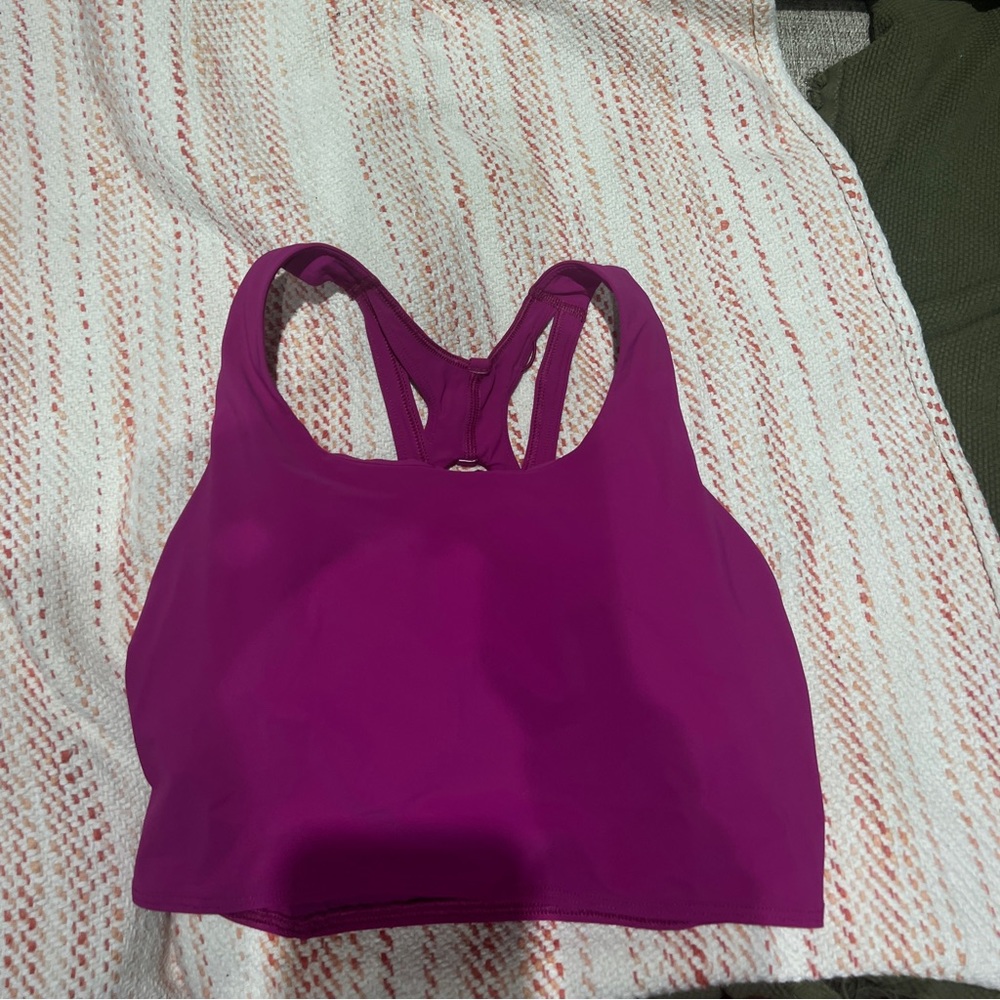 Lululemon sports bra/ crop top